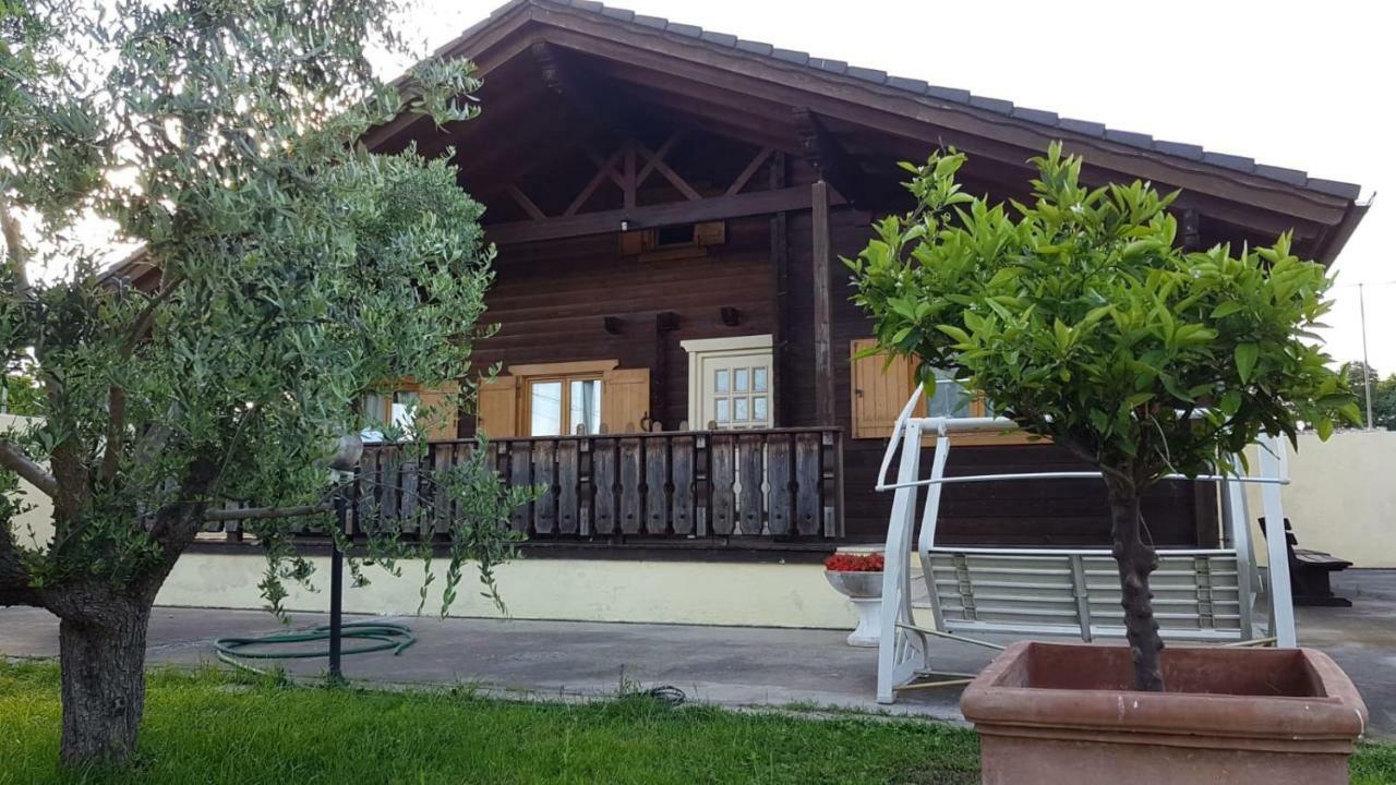 Chalet L Oasi Di Ambra 8 Posti Letto Con Uso Piscina Ардеа Екстер'єр фото
