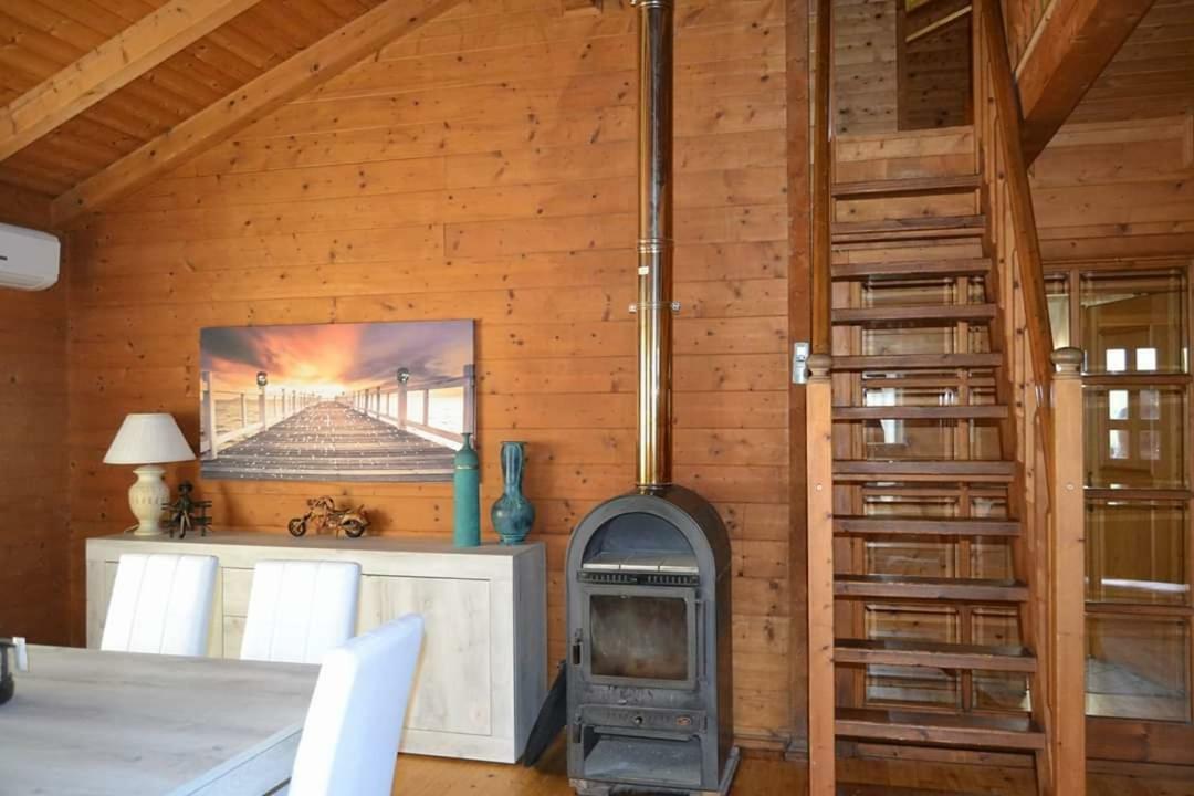 Chalet L Oasi Di Ambra 8 Posti Letto Con Uso Piscina Ардеа Екстер'єр фото