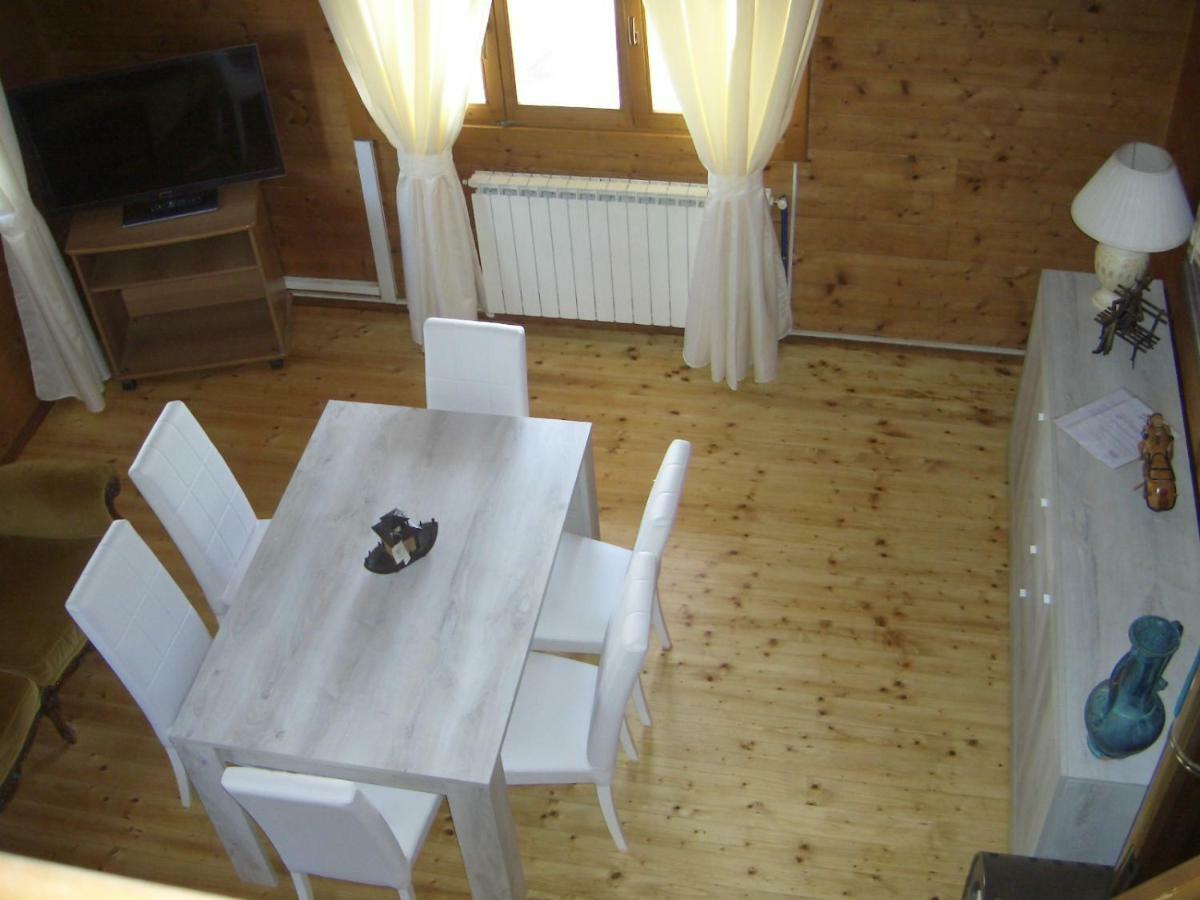 Chalet L Oasi Di Ambra 8 Posti Letto Con Uso Piscina Ардеа Екстер'єр фото