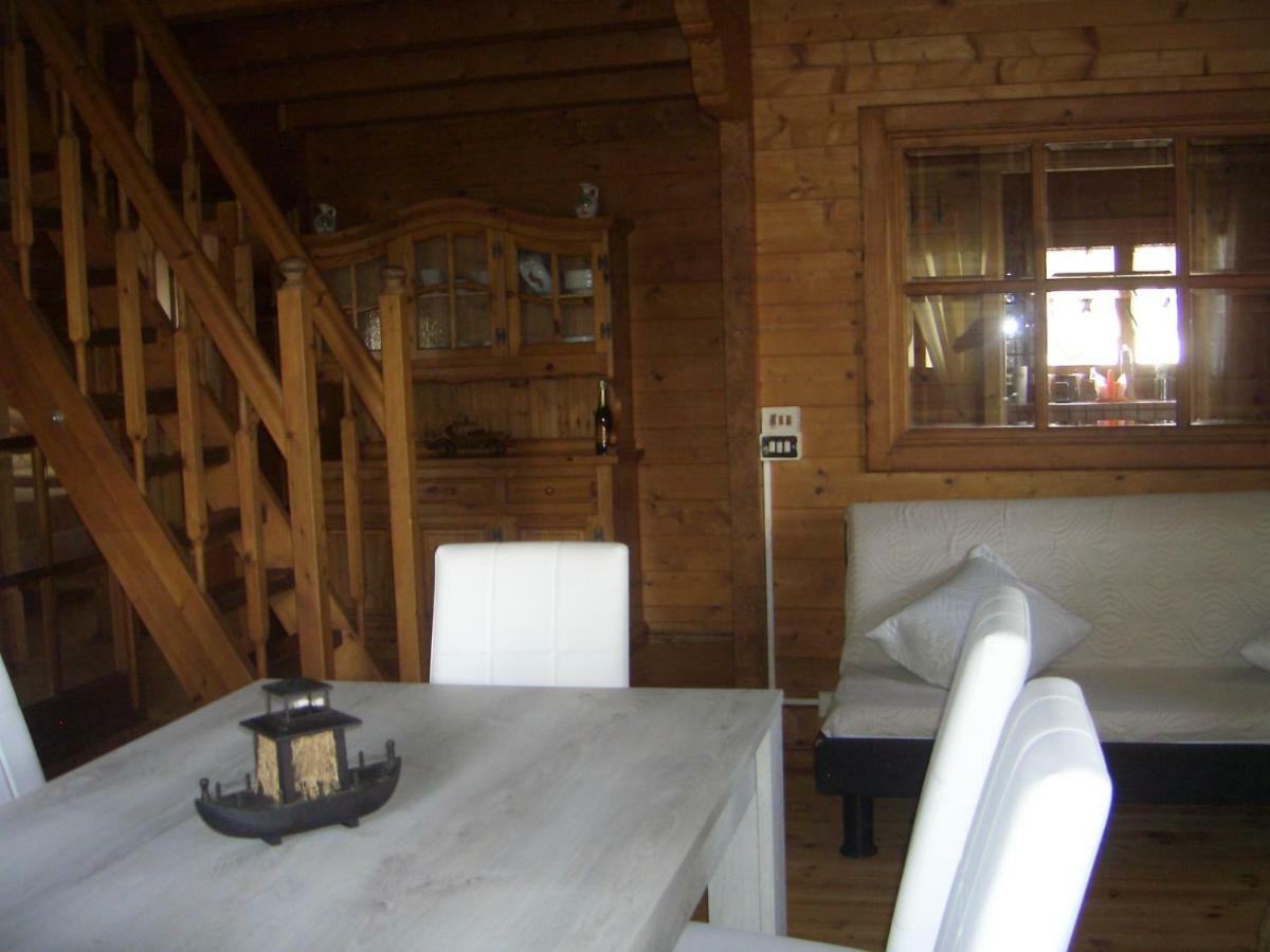 Chalet L Oasi Di Ambra 8 Posti Letto Con Uso Piscina Ардеа Екстер'єр фото
