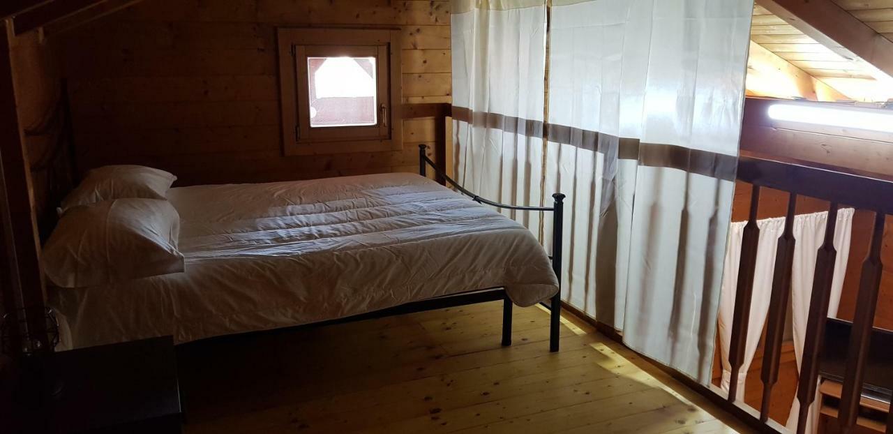 Chalet L Oasi Di Ambra 8 Posti Letto Con Uso Piscina Ардеа Екстер'єр фото